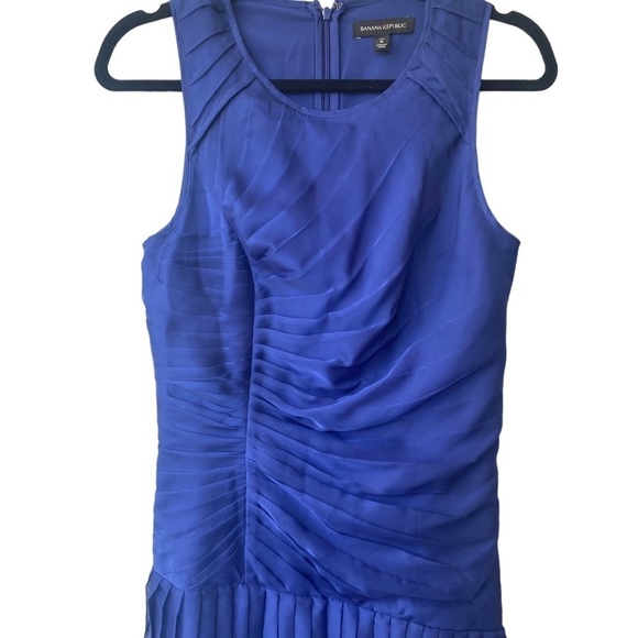 Banana Republic Midi Pleated Tall Blue Slip Look Drop Waist Y2K Dress Size 6 - Picture 3 of 9